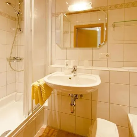 Und Neuwirt Guest house *