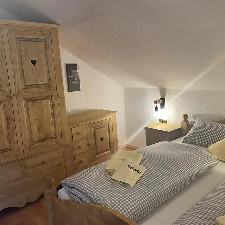 Und Neuwirt Guest house