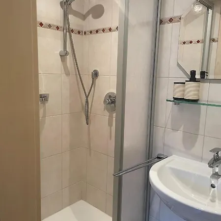 Und Neuwirt Guest house Lenggries
